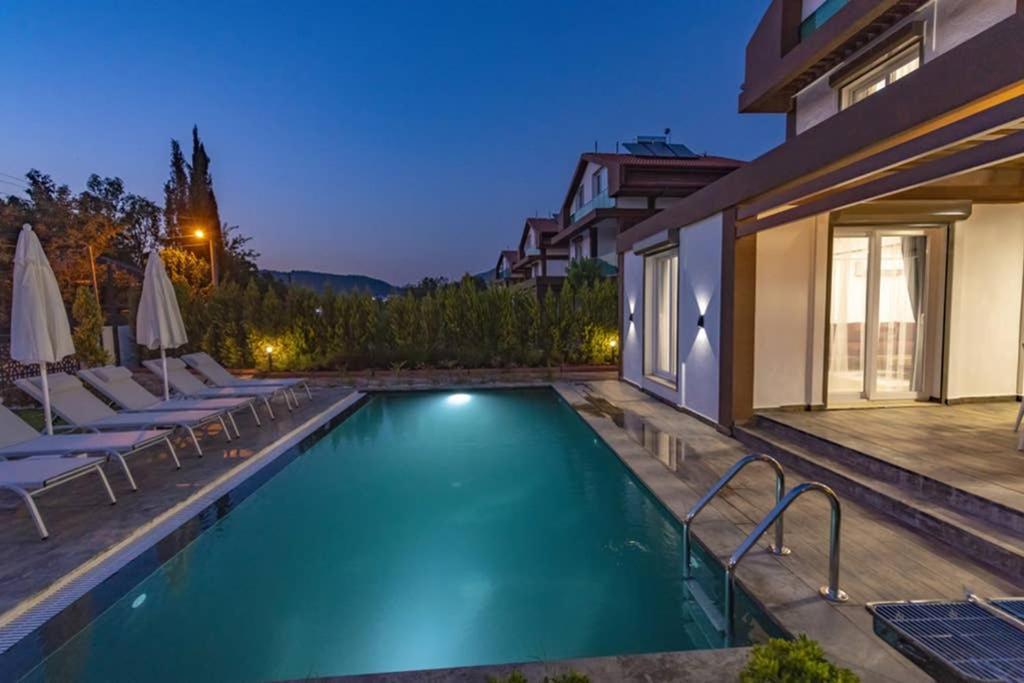 Bella- 4 Bedroom Holiday Villa In Oludeniz Фетхие Экстерьер фото