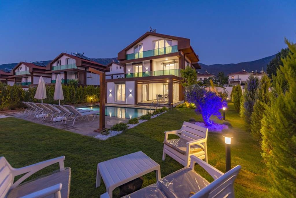 Bella- 4 Bedroom Holiday Villa In Oludeniz Фетхие Экстерьер фото